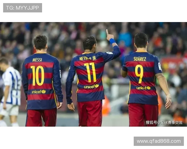 与足球明星同场竞技的精彩瞬间视频分享